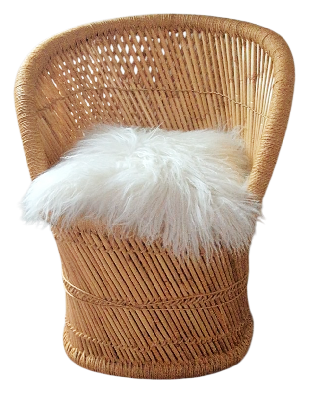 Fauteuil en osier tonneau — Face